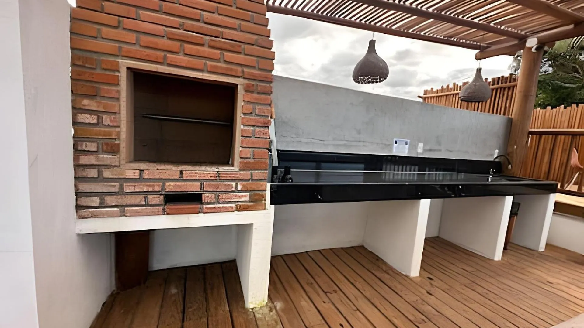 Suite P/ 3 Pessoas - R. Mucuge Porto Seguro